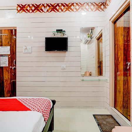 Hotel O Aroma Classic Near Nampally Main Railway Station Hyderabad Bagian luar foto