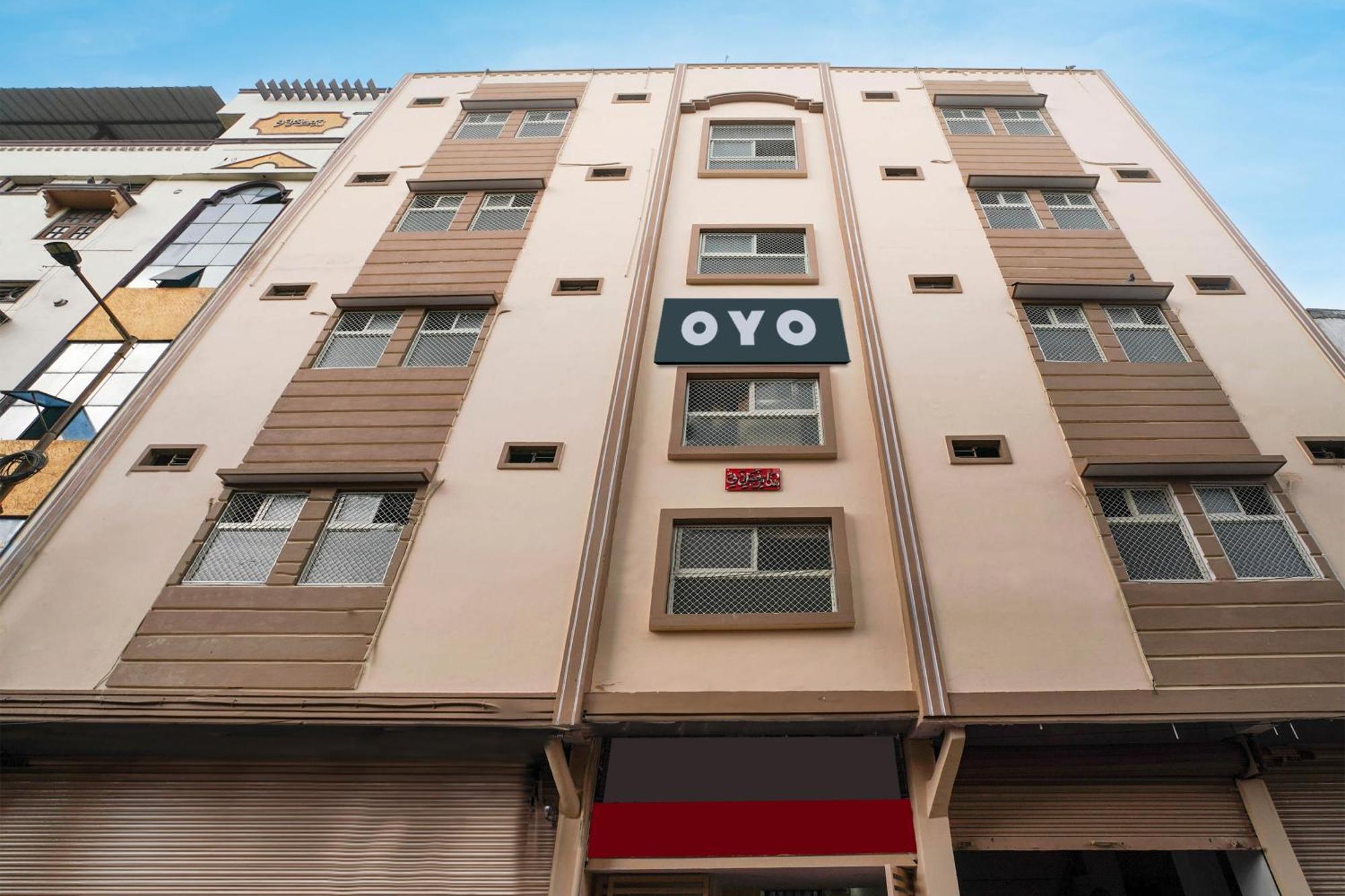 Hotel O Aroma Classic Near Nampally Main Railway Station Hyderabad Bagian luar foto