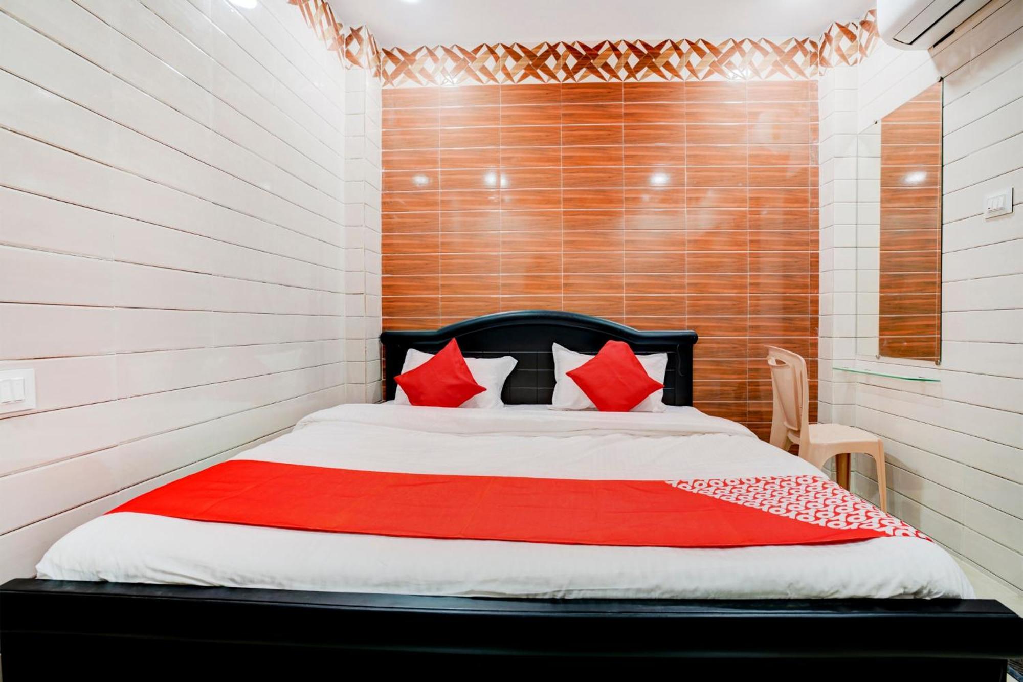 Hotel O Aroma Classic Near Nampally Main Railway Station Hyderabad Bagian luar foto