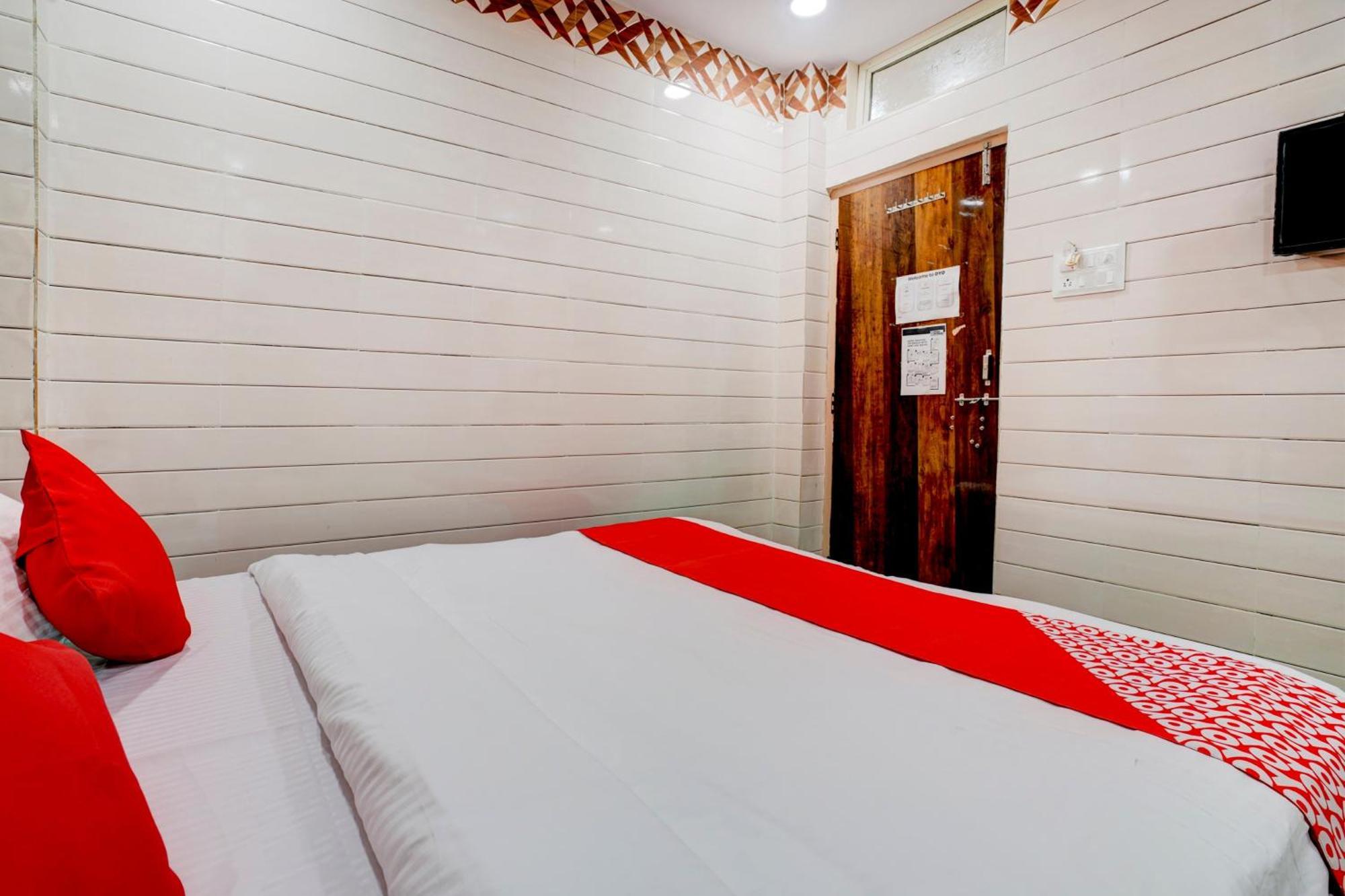 Hotel O Aroma Classic Near Nampally Main Railway Station Hyderabad Bagian luar foto
