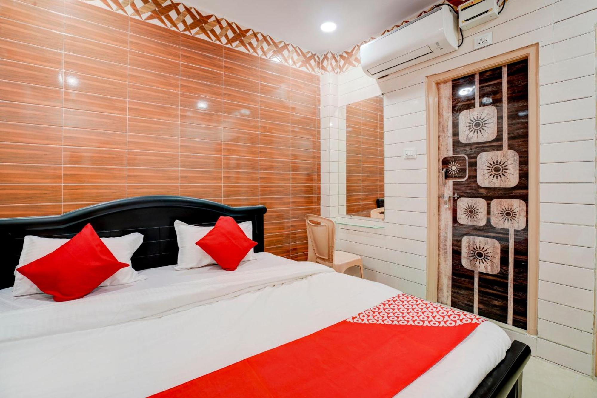 Hotel O Aroma Classic Near Nampally Main Railway Station Hyderabad Bagian luar foto