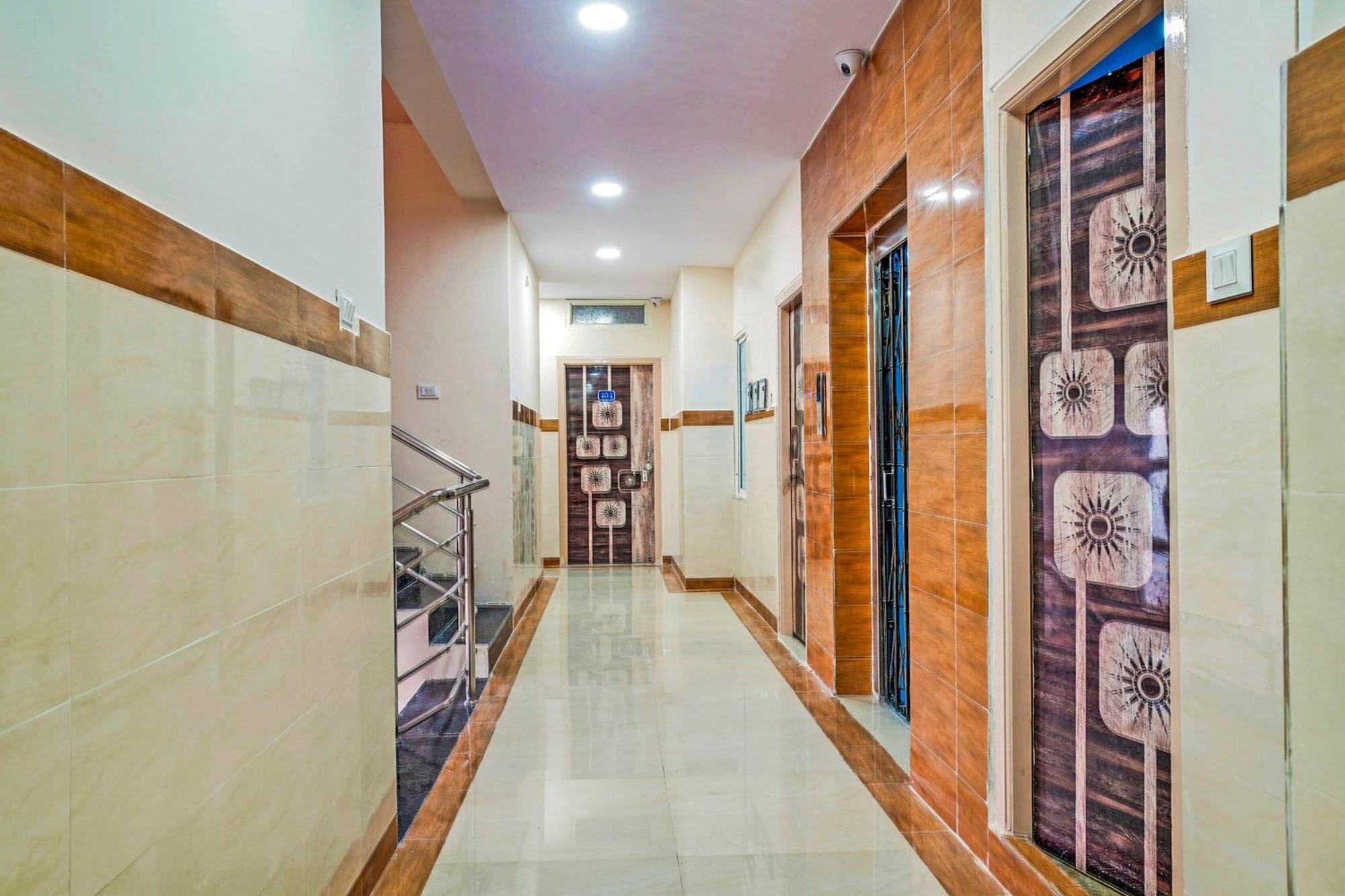 Hotel O Aroma Classic Near Nampally Main Railway Station Hyderabad Bagian luar foto